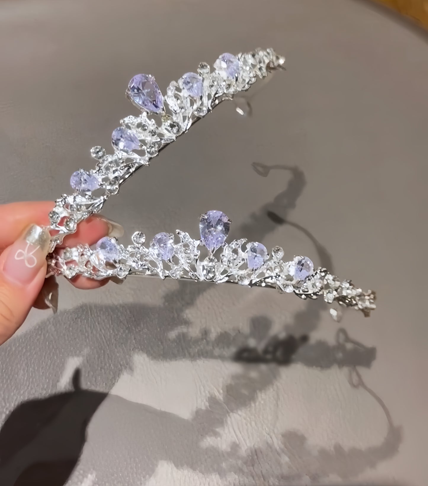 Thin crown