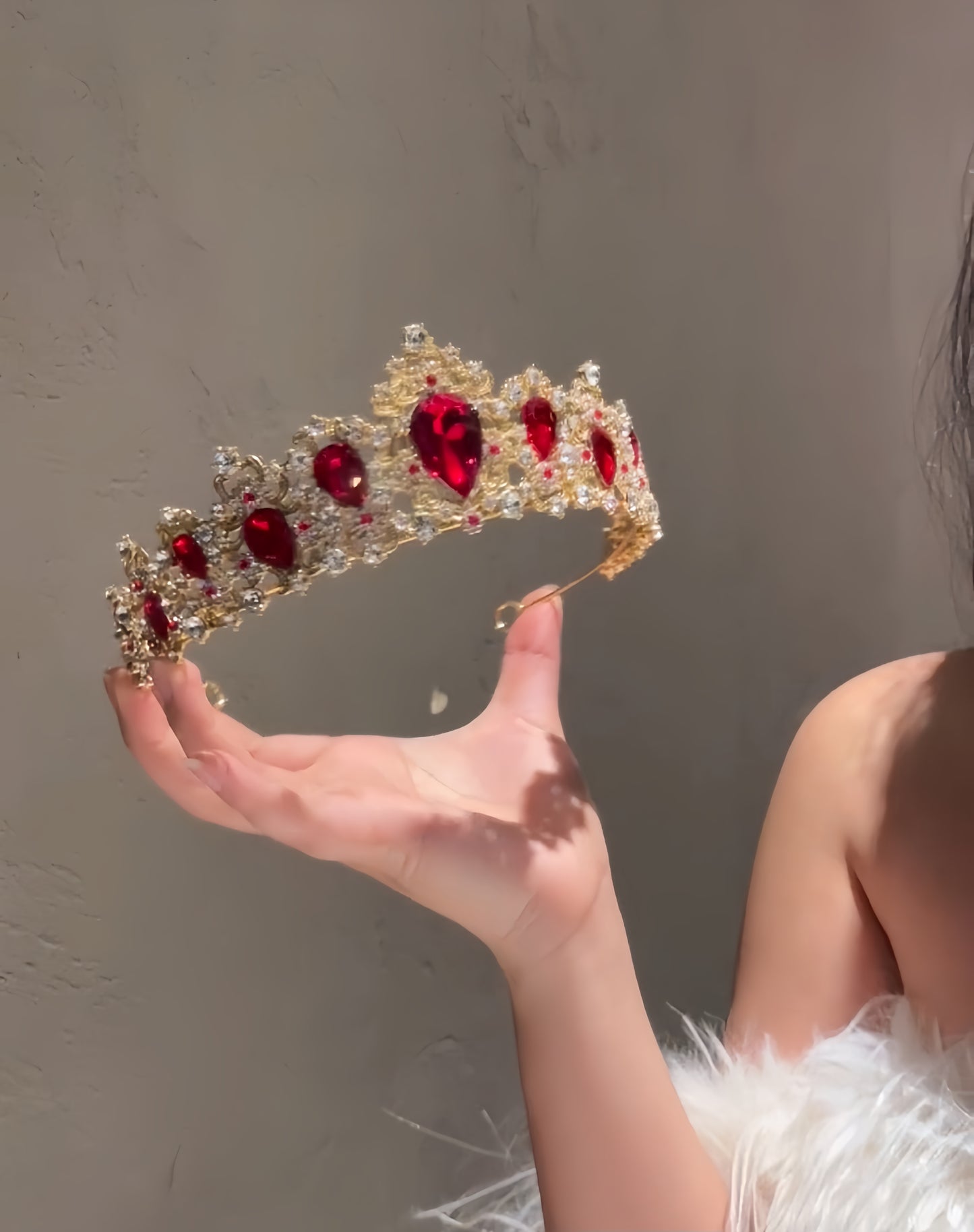 Wine red vintage crown