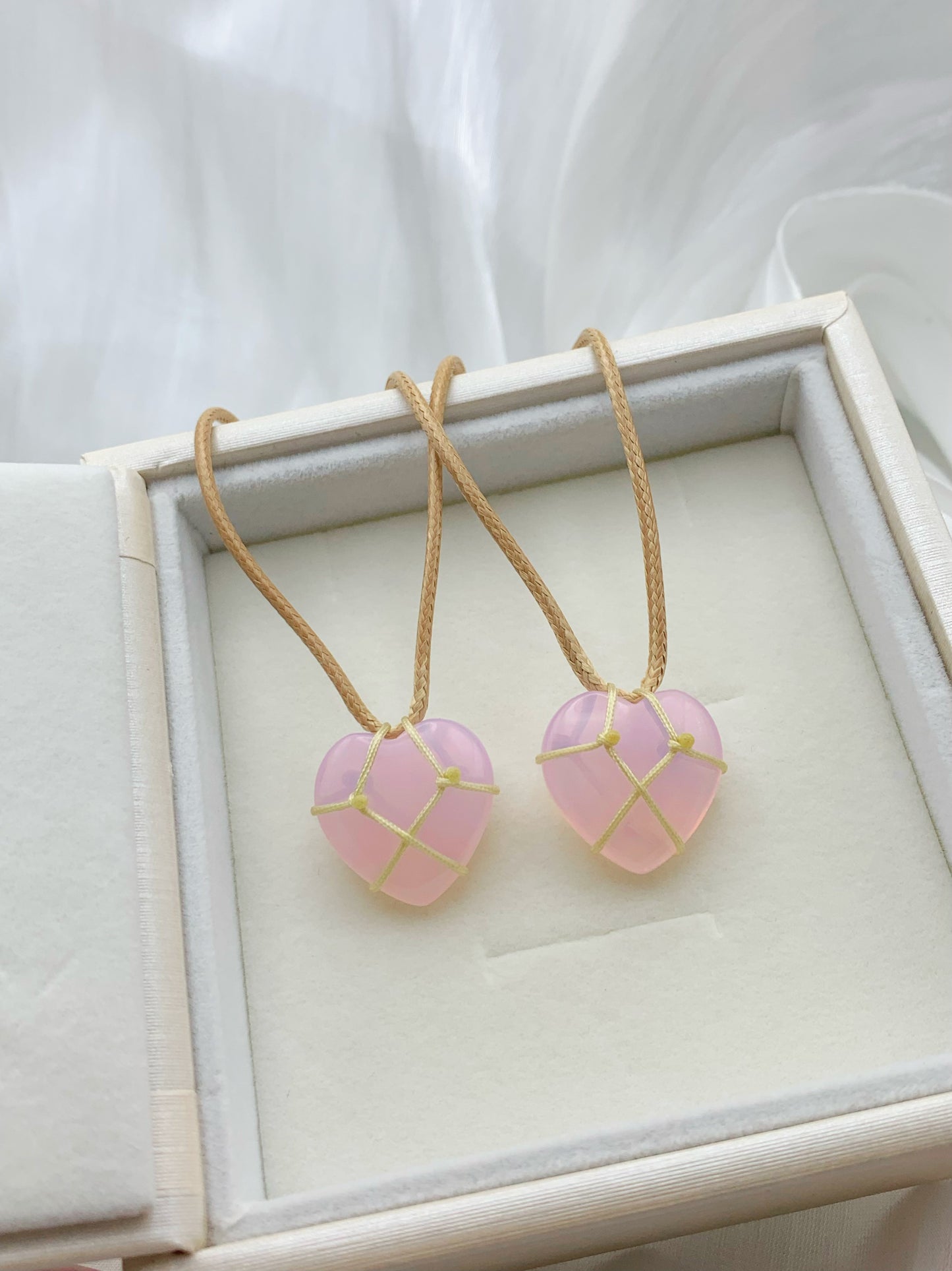 Diamond Castle rope heart necklace