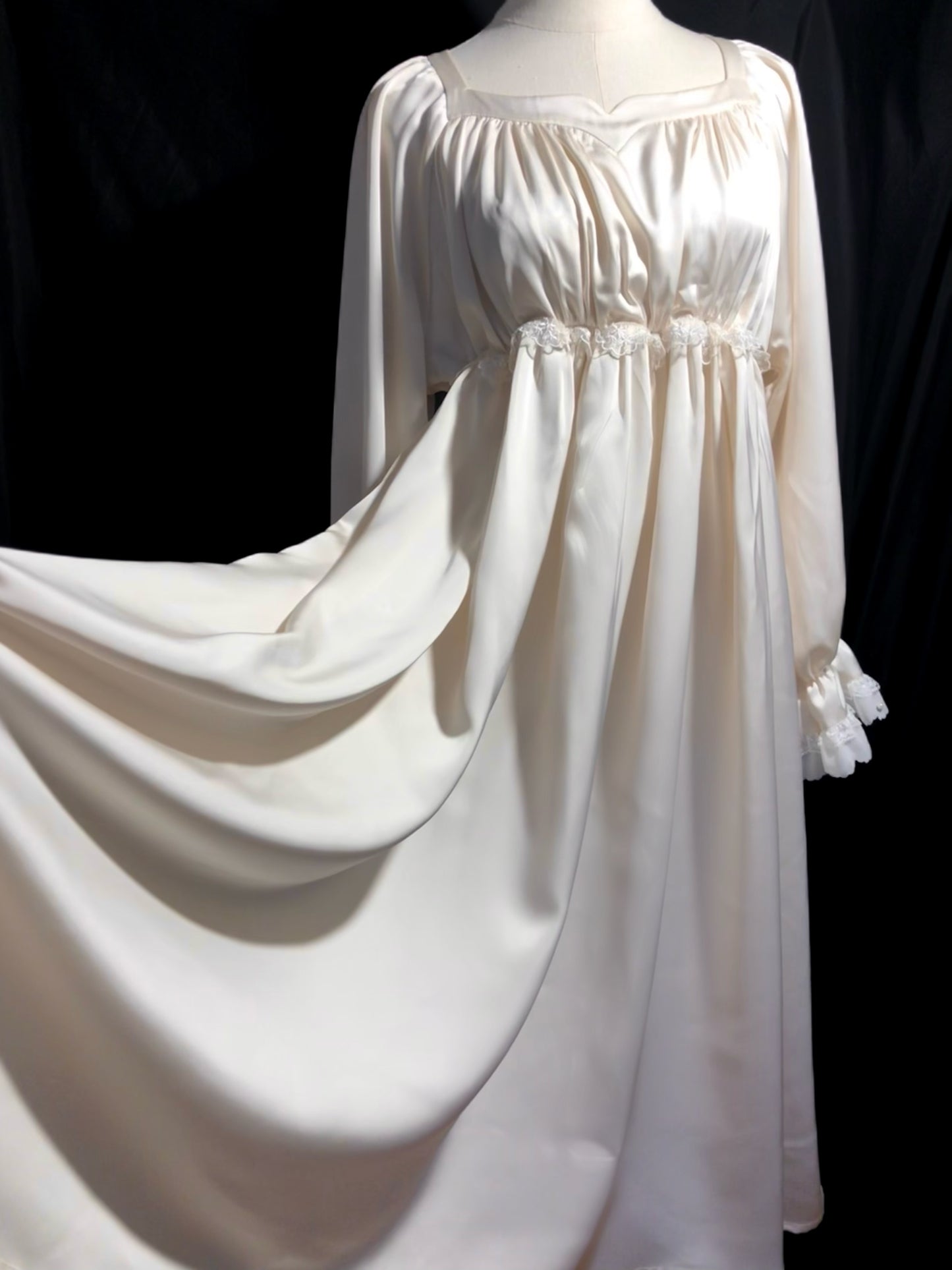 12 Dancing Princesses sleeping skirt