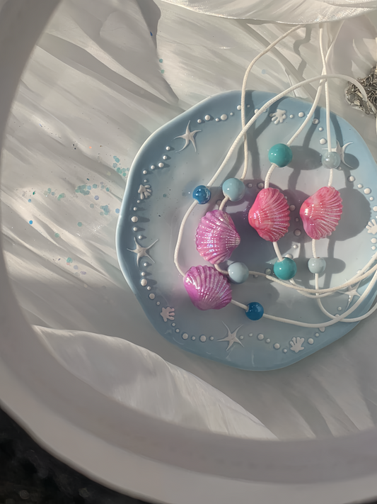 Mermaid Tale shell necklace