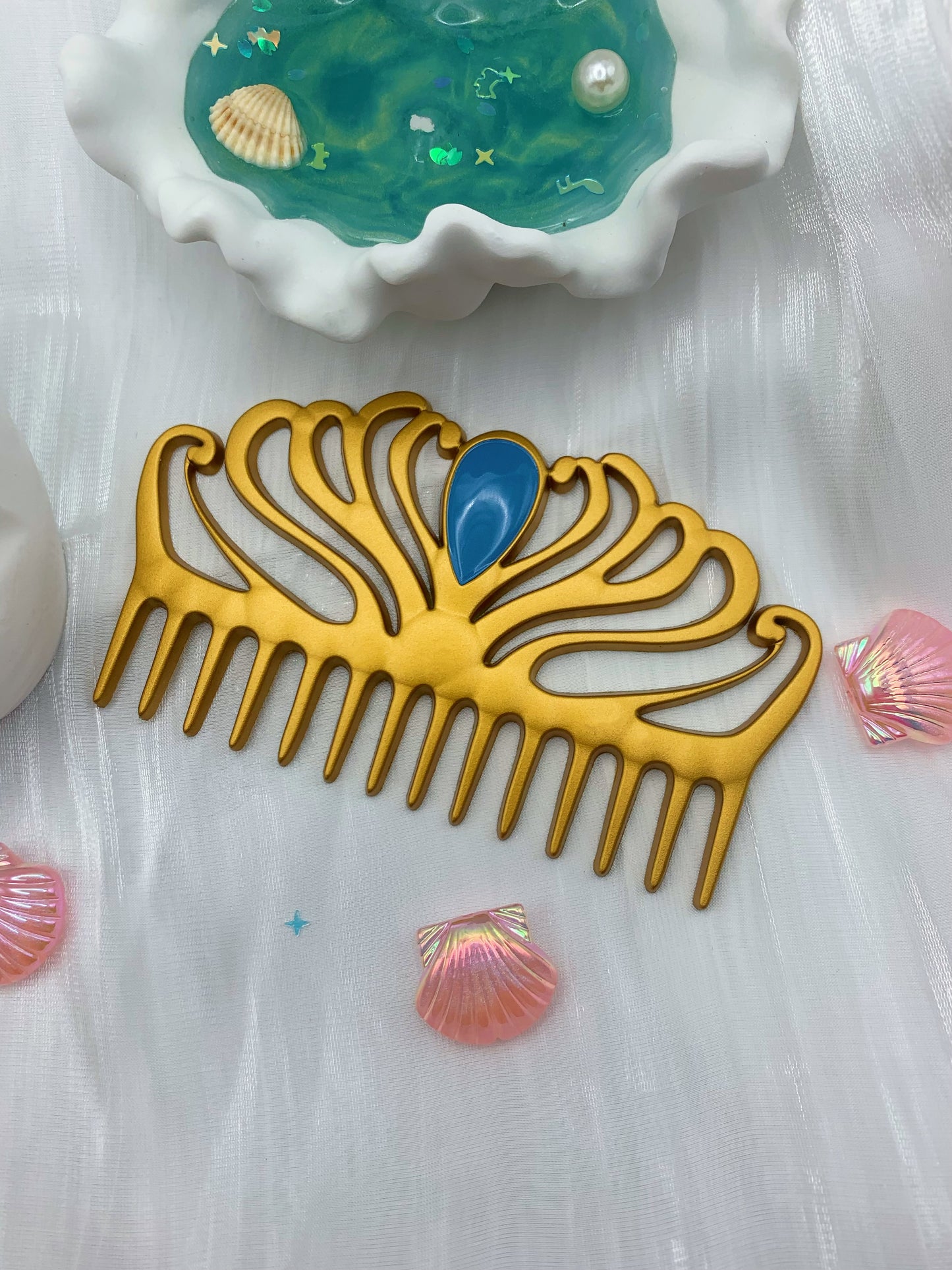 The Celestial Comb
