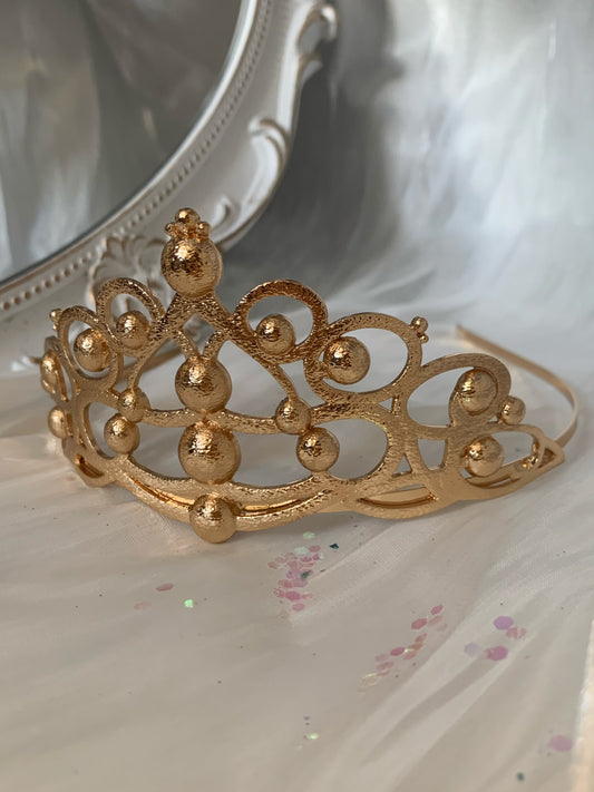 Clara's crown