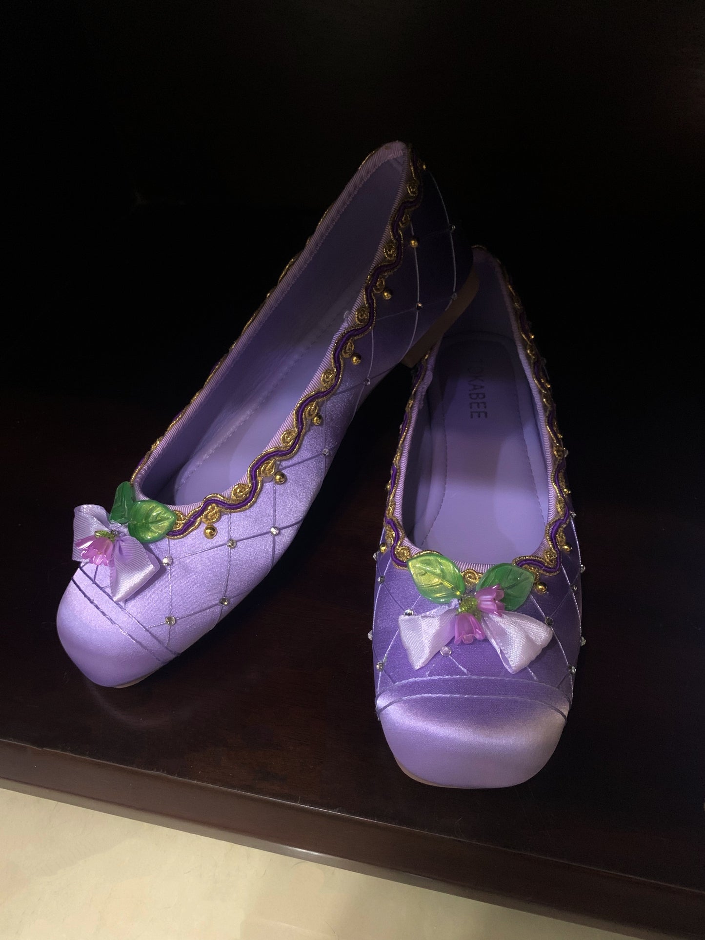 12 dancing princess shoes