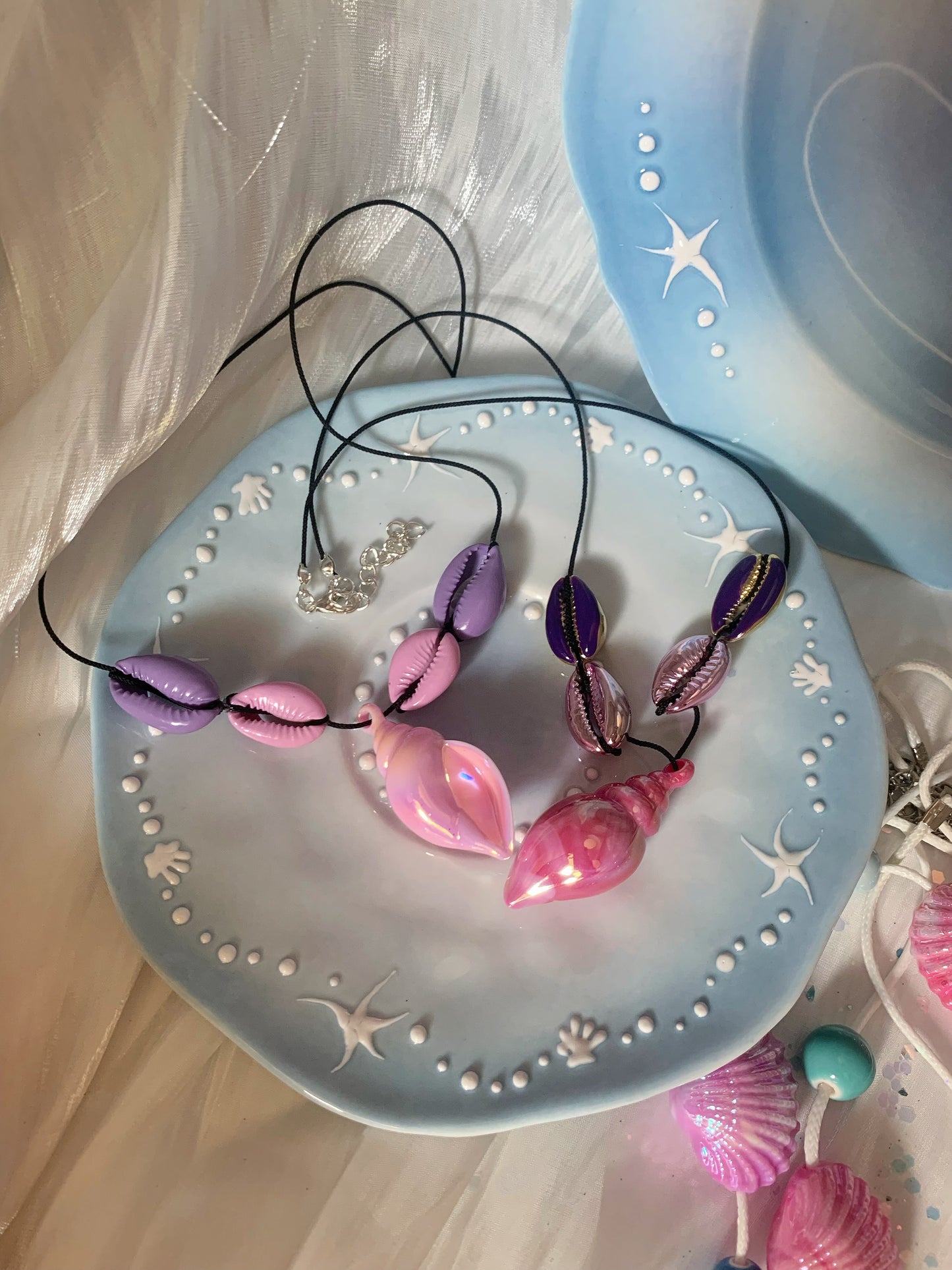 Mermaid tale conch necklace