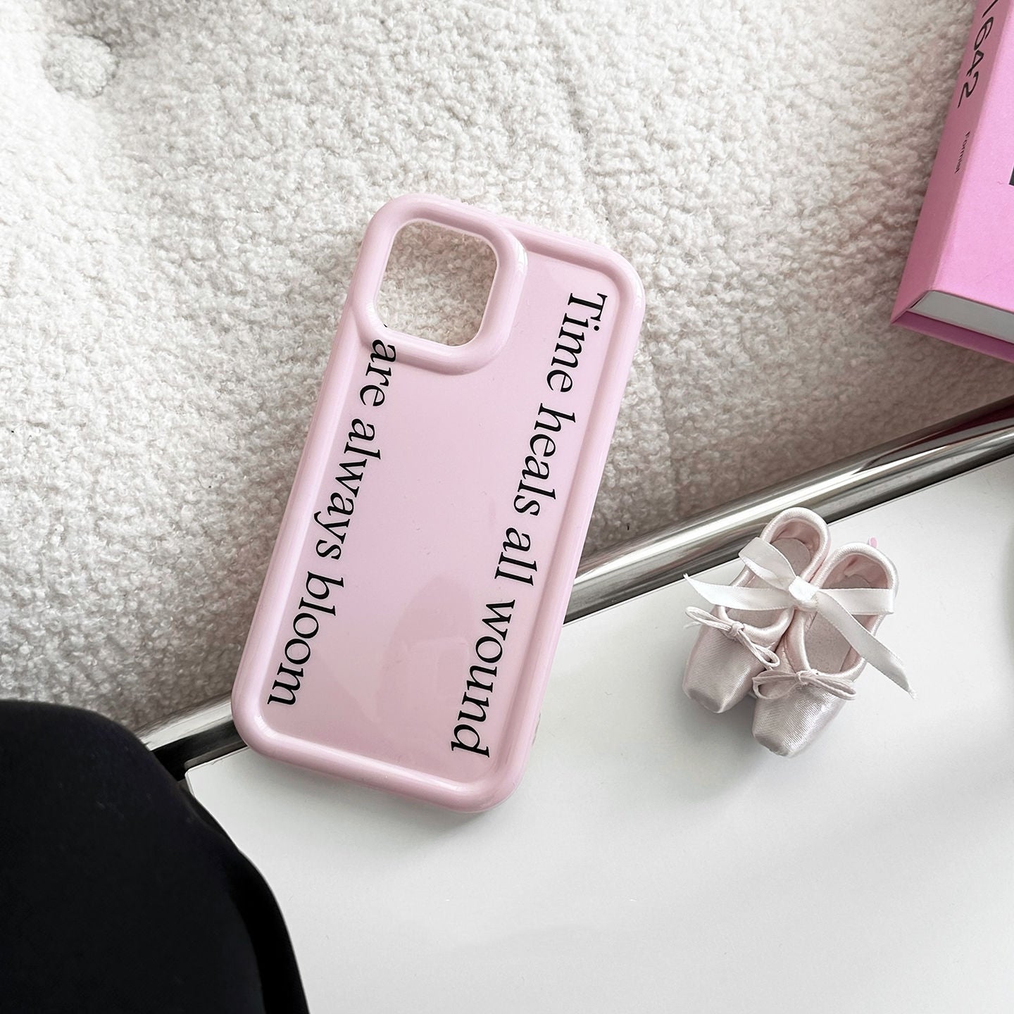 Ballet shoes cell phone holder